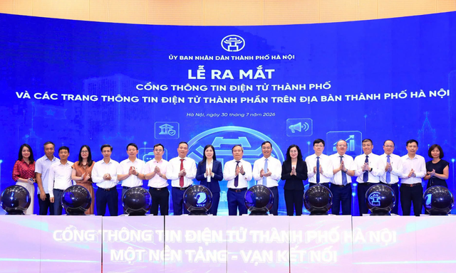 Hà Nội: Ra mắt Cổng thông tin điện tử và hệ thống trang thông tin điện tử - Ảnh 1.