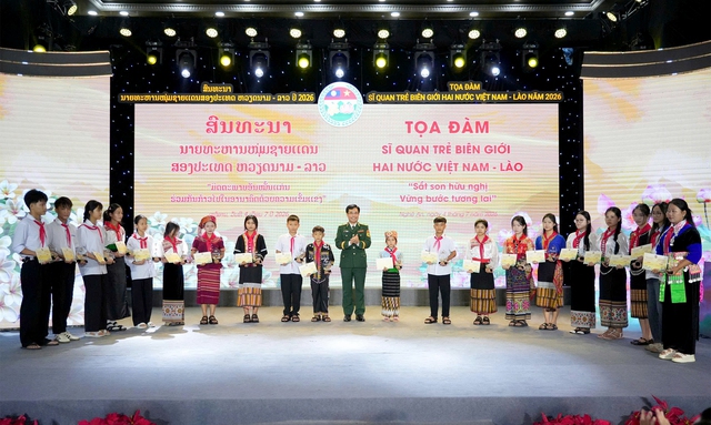 Sắt son hữu nghị Việt - Lào: Từ nhịp cầu sĩ quan trẻ đến ngày hội quốc phòng biên giới - Ảnh 4.
