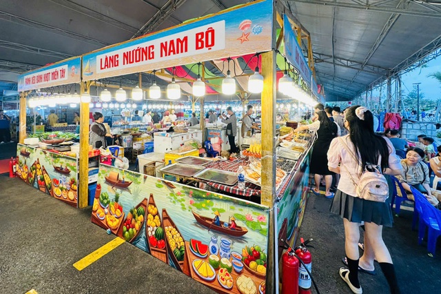 Khai mạc Tuần lễ Xúc tiến ngành Công nghiệp thực phẩm năm 2026 tại TP Hồ Chí Minh- Ảnh 7.
