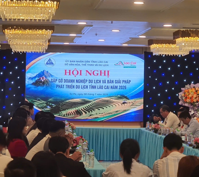 Lào Cai: Đồng hành cùng doanh nghiệp du lịch phát triển bền vững và bứt phá - Ảnh 1.