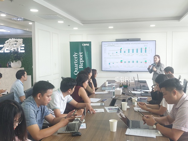 CBRE: Thị trường bất động sản TP.HCM phục hồi từ quý 2/2026- Ảnh 2.