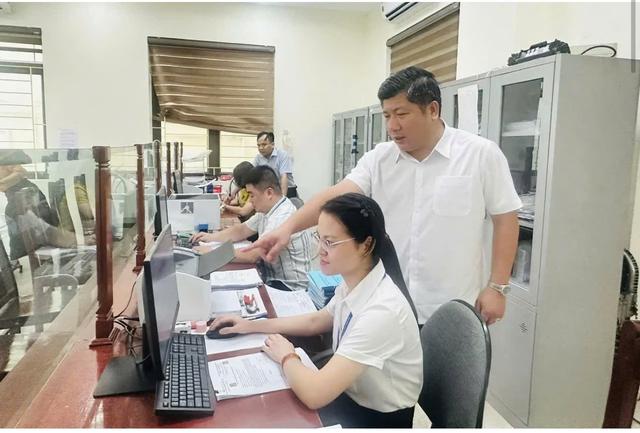 Thanh Hóa: Từ dữ liệu đất đai số đến những tiện ích hiện hữu trong đời sống người dân - Ảnh 1.