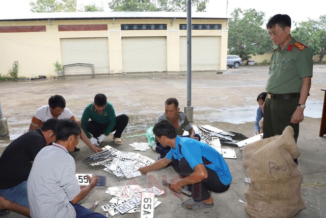 Cần Thơ: Tiêu hủy hơn 62.800 biển số xe đã thu hồi- Ảnh 3.