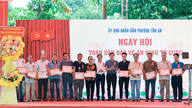 Lan tỏa sức mạnh toàn dân trong bảo vệ an ninh Tổ quốc tại phường Tân An- Ảnh 11.