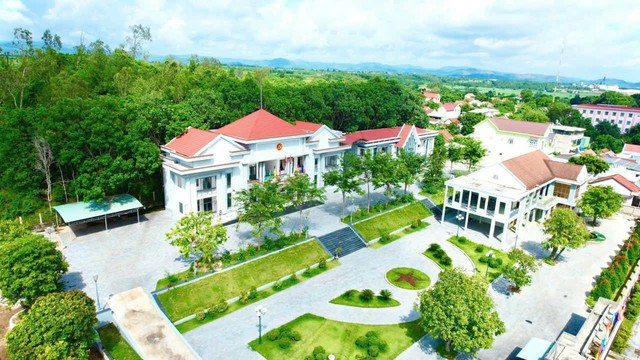 Sơn Hòa phát huy sức mạnh từ cơ sở trong bảo vệ nền tảng tư tưởng của Đảng - Ảnh 1.