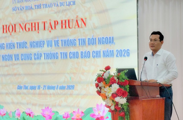 Cần Thơ tập huấn nghiệp vụ về thông tin đối ngoại, kỹ năng phát ngôn và cung cấp thông tin cho báo chí - Ảnh 1.