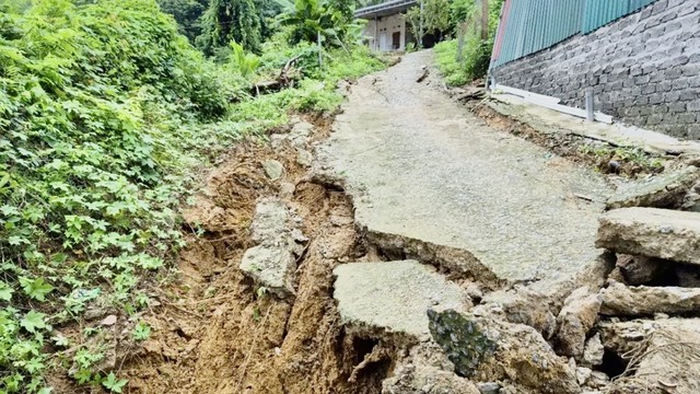 Quan Sơn: Không để người dân ở lại nơi không còn an toàn - Ảnh 2.