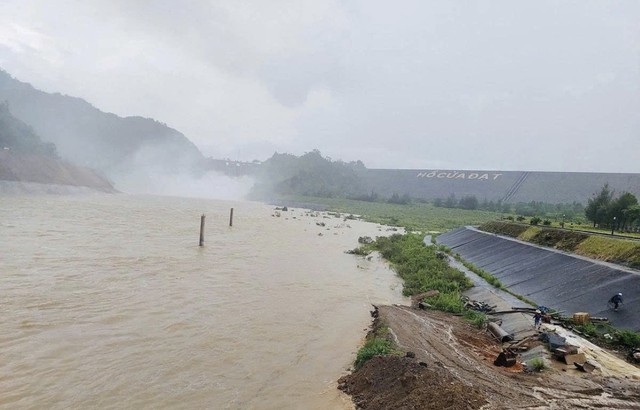 Thanh Hóa: Chủ động từ sớm, không để nguy cơ thành sự cố trong mùa mưa lũ - Ảnh 3.
