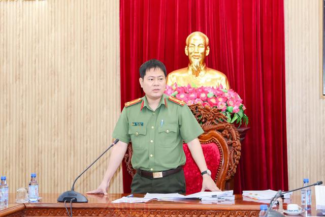 Thượng tá Đinh Tùng An làm việc với Công an xã Trường Long Tây, xã Tân Long và phường Thới Long - Ảnh 5.