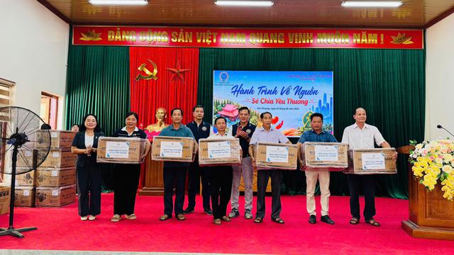 Hành trình về nguồn - Lan tỏa trách nhiệm cộng đồng tại xã Kim Phượng- Ảnh 3.