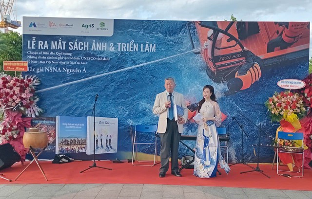 Hội Marketing Việt Nam đồng hành cùng triển lãm giới thiệu sách ảnh của NSNA Nguyễn Á tại Đà Nẵng- Ảnh 2.