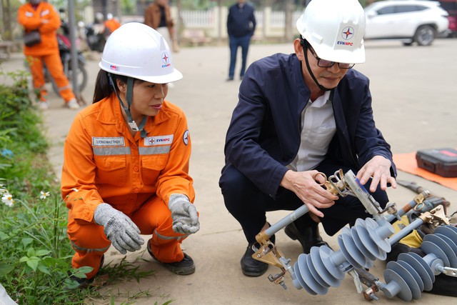 Công ty Điện lực Thái Nguyên: Quyết tâm xây dựng văn hóa an toàn trong sản xuất- Ảnh 2.