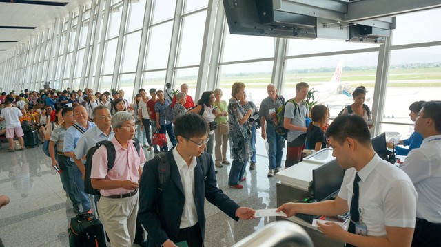 Sân bay Nội Bài dự kiến đón hơn 125.000 khách trong ngày cao điểm dịp 2/9- Ảnh 1.