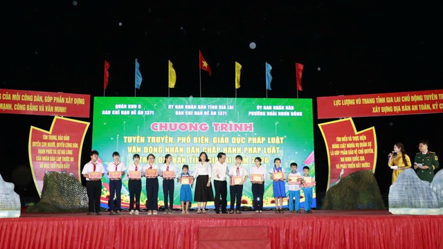 Gia Lai: Đưa pháp luật đến gần hơn với người dân- Ảnh 6.