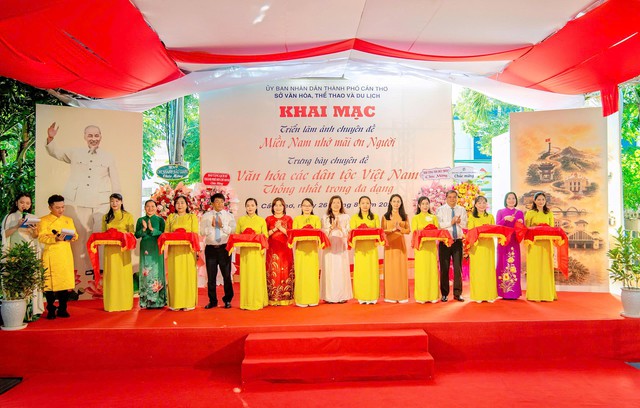 Cần Thơ khai mạc Triển lãm ảnh chuyên đề “Miền Nam nhớ mãi ơn Người”- Ảnh 3.