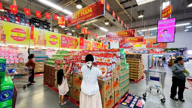 Siêu thị chủ động nguồn hàng phục vụ nhu cầu mua sắm dịp Quốc khánh 2/9- Ảnh 3.