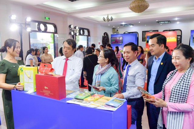Tổng kết Chương trình liên kết hợp tác phát triển du lịch giữa TP.HCM và các tỉnh ĐBSCL giai đoạn 2020 - 2025- Ảnh 8.
