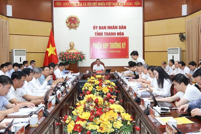 Thanh Hóa: Quyết liệt tháo gỡ điểm nghẽn, tạo đà tăng tốc tăng trưởng những tháng cuối năm- Ảnh 1.