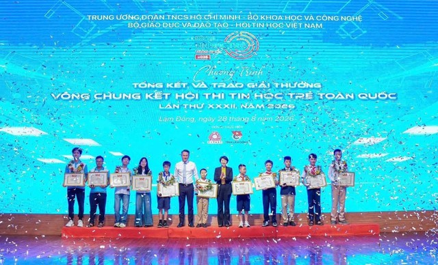 Tổng kết và trao giải Hội thi Tin học trẻ toàn quốc lần thứ 32- Ảnh 2.