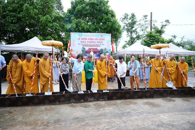 Nghệ An: Lễ khởi công xây dựng Nhà tưởng niệm Anh linh Liệt sĩ Nhà báo Cách mạng Việt Nam tại Chùa Da- Ảnh 7.