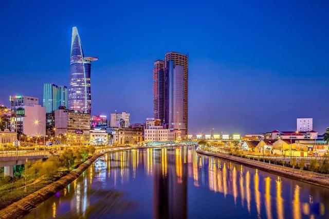 81 nghị quyết được chuẩn bị: TP.HCM sẵn sàng triển khai Luật Phát triển đô thị - Ảnh 1.