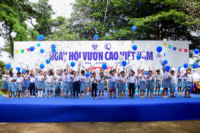 50 năm Vinamilk: Bền bỉ chăm sóc nền tảng cho thế hệ Việt Nam tương lai - Ảnh 6.