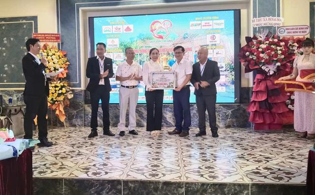 TP.HCM: Chuỗi sự kiện kỷ niệm 11 năm hình thành và phát triển Cộng đồng Doanh Nghiệp Quảng Ngãi - Ảnh 4.