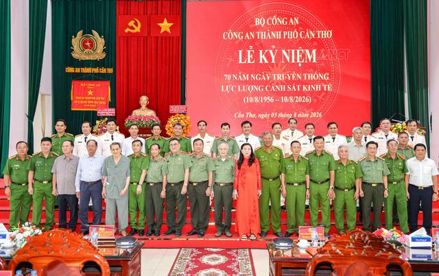 Tự hào 70 năm truyền thống lực lượng Cảnh sát kinh tế - Bản lĩnh, trách nhiệm, vì Nhân dân phục vụ- Ảnh 6.