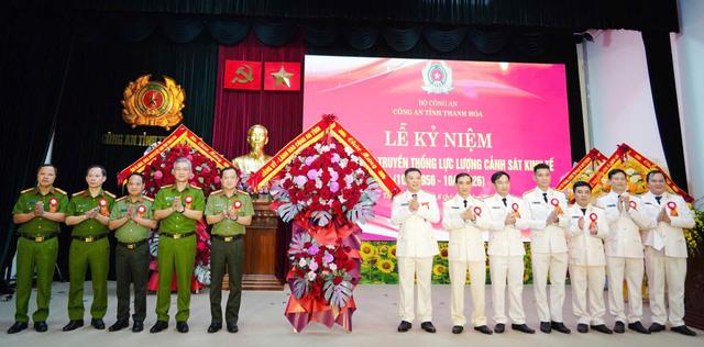 70 năm Cảnh sát kinh tế Thanh Hóa: Từ “lá chắn thép” bảo vệ an ninh kinh tế đến điểm tựa của môi trường đầu tư - Ảnh 3.