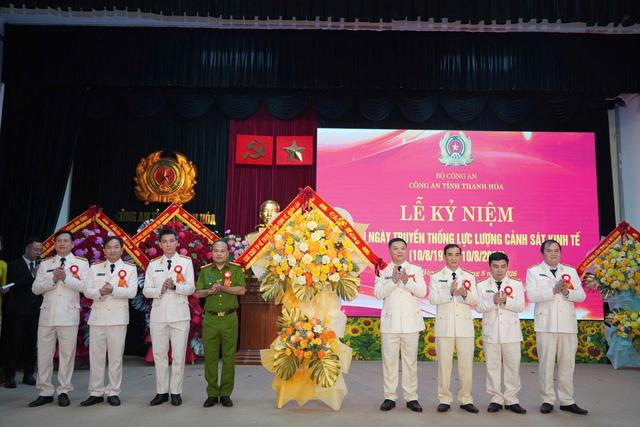 70 năm Cảnh sát kinh tế Thanh Hóa: Từ “lá chắn thép” bảo vệ an ninh kinh tế đến điểm tựa của môi trường đầu tư - Ảnh 2.
