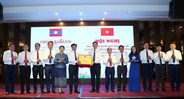 Thanh Hóa - Hủa Phăn: Ký kết hợp tác, thúc đẩy chuyển đổi số và nâng cao chất lượng quản trị địa phương - Ảnh 4.