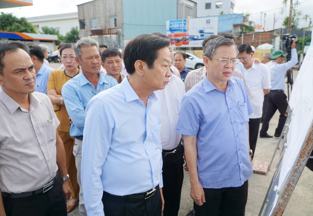 Bí thư Thành uỷ, Chủ tịch UBND TP Cần Thơ kiểm tra công trình, dự án trọng điểm trên địa bàn thành phố- Ảnh 1.