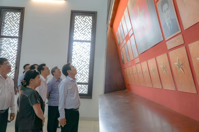 Bí thư Thành uỷ, Chủ tịch UBND TP Cần Thơ kiểm tra công trình, dự án trọng điểm trên địa bàn thành phố- Ảnh 8.