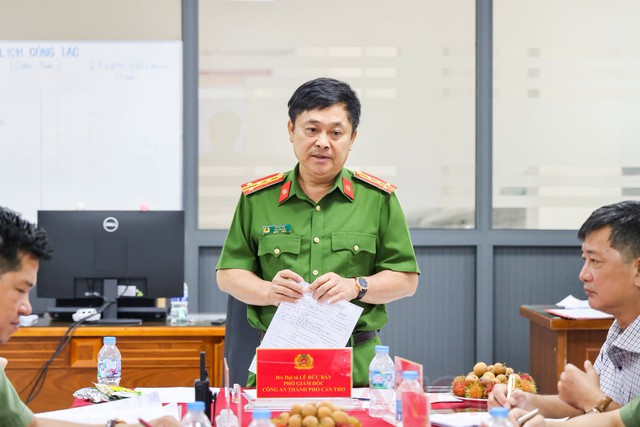 Công an TP Cần Thơ triển khai phương án chữa cháy, cứu nạn, cứu hộ tại Chung cư Hồng Loan 5C - Ảnh 7.