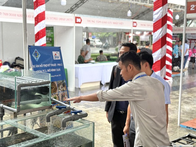 TP. Cần Thơ: Gian hàng JICA tại chương trình giao lưu Văn hóa - Thương mại Việt Nam - Nhật Bản thu hút khách tham quan - Ảnh 4.