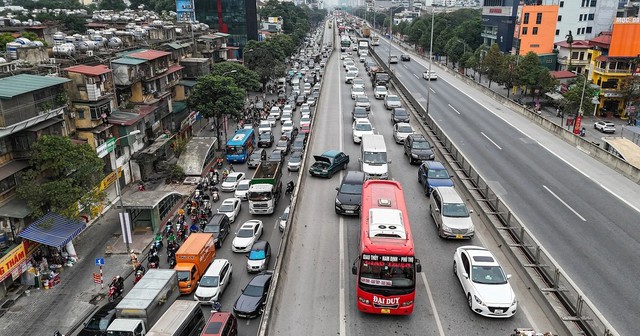 Hà Nội: Đề xuất bỏ làn dừng khẩn cấp tại Vành đai 3 trên cao - Ảnh 1.