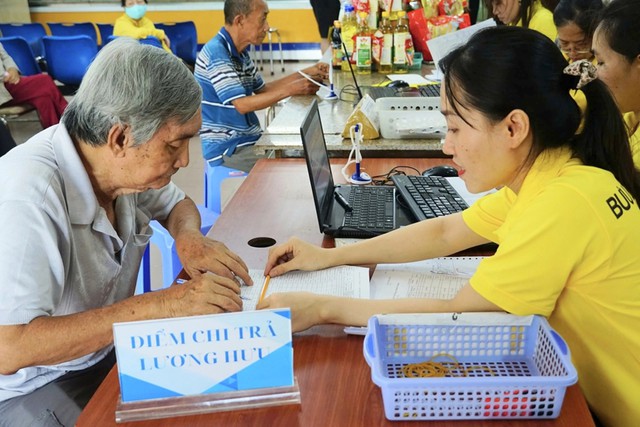 Phần lớn người đến tuổi nghỉ hưu chưa có lương hưu- Ảnh 1.