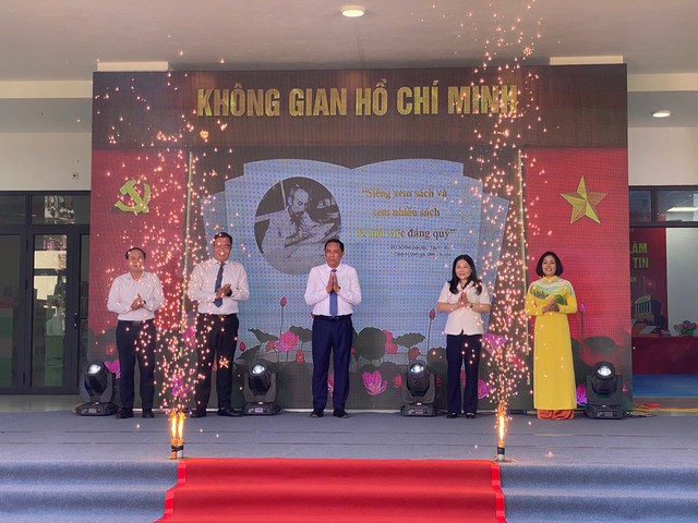 Lào Cai ra mắt Không gian Hồ Chí Minh, kết nối di sản với tri thức số - Ảnh 1.