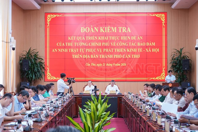 Công bố quyết định kiểm tra công tác bảo đảm ANTT phục vụ phát triển KT - XH tại TP Cần Thơ- Ảnh 1.