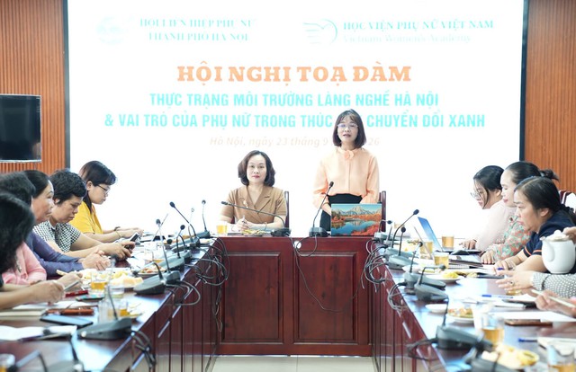 Hà Nội: Vai trò của phụ nữ trong thúc đẩy chuyển đổi xanh tại các làng nghề- Ảnh 1.