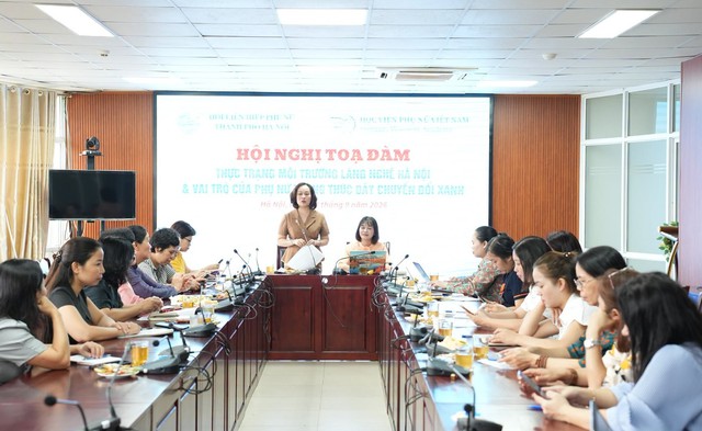 Hà Nội: Vai trò của phụ nữ trong thúc đẩy chuyển đổi xanh tại các làng nghề- Ảnh 2.