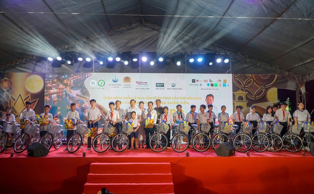 Khai mạc Hội chợ ẩm thực Trăng Đoàn Viên - Mỹ Vị Tây Đô- Ảnh 7.