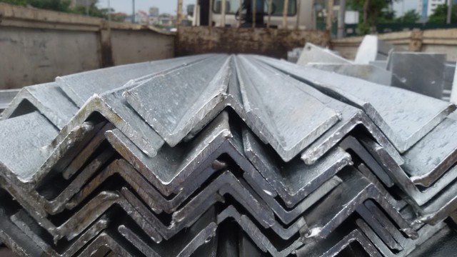 Australia xem xét gia hạn thuế chống bán phá giá thép mạ kẽm Việt Nam - Ảnh 1.