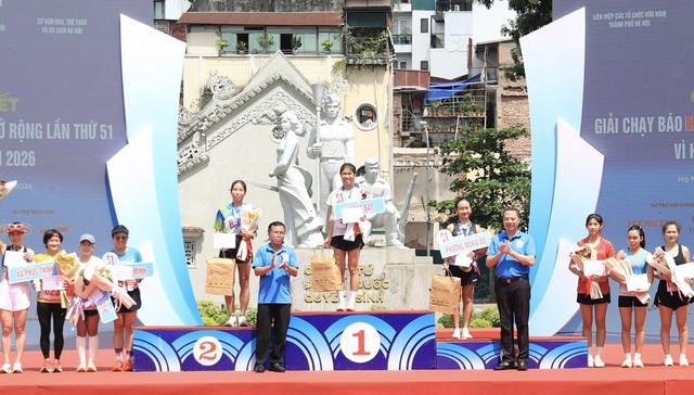 Giải chạy Báo Hànộimới mở rộng lần thứ 51: Gửi thông điệp "Vì hòa bình" của Thủ đô Hà Nội đến bạn bè năm châu - Ảnh 7.