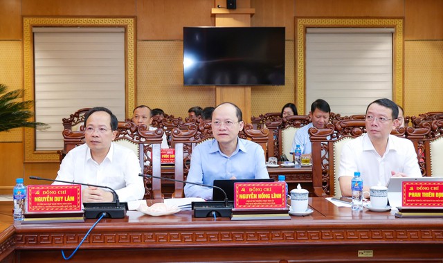 Bộ chính trị thông qua dự thảo báo cáo giám sát tại Hà Tĩnh- Ảnh 3.