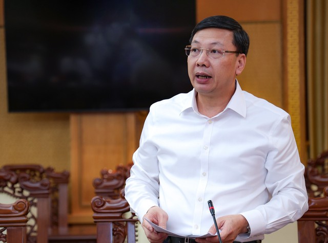 Bộ chính trị thông qua dự thảo báo cáo giám sát tại Hà Tĩnh- Ảnh 4.