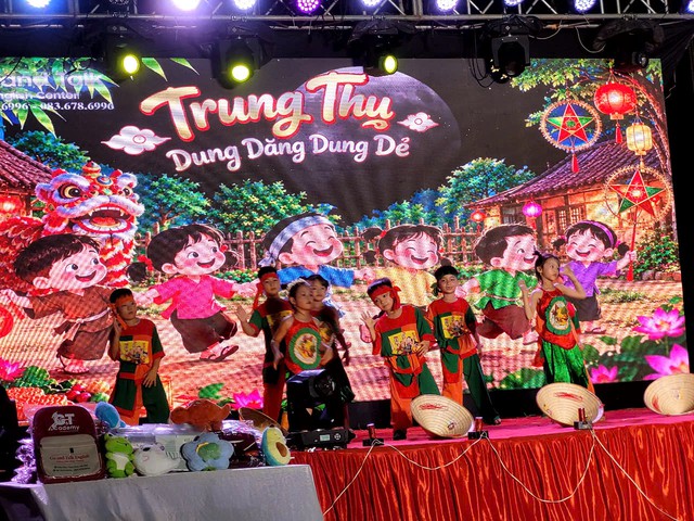 Lan tỏa tình yêu tiếng Anh qua Lễ hội Trăng Rằm - Ảnh 6.