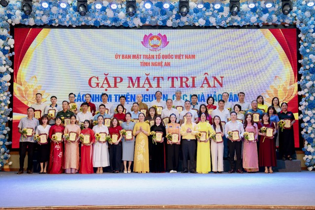 Hơn 500 tỷ đồng và chung một “Nghĩa tình dòng Lam” nơi mạch nguồn xứ Nghệ. - Ảnh 18.