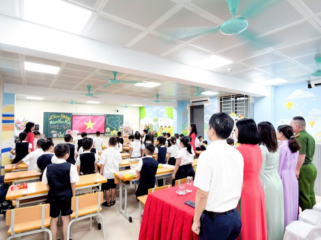 Lễ khai giảng đặc biệt tại Trường Tiểu học Thăng Long- Ảnh 6.