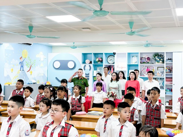 Lễ khai giảng đặc biệt tại Trường Tiểu học Thăng Long- Ảnh 9.